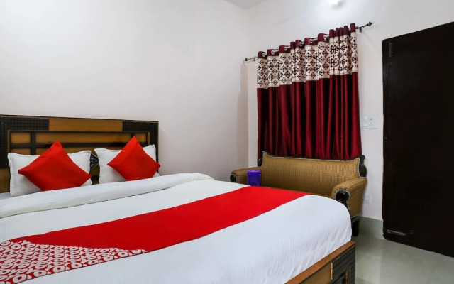 OYO 37914 Hotel Kalindi