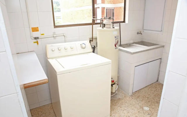 Saint Geny By Nomad Guru