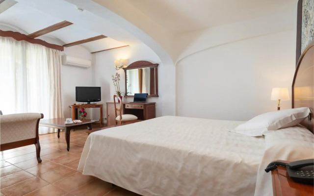 Hotel Rural Monnaber Nou & SPA