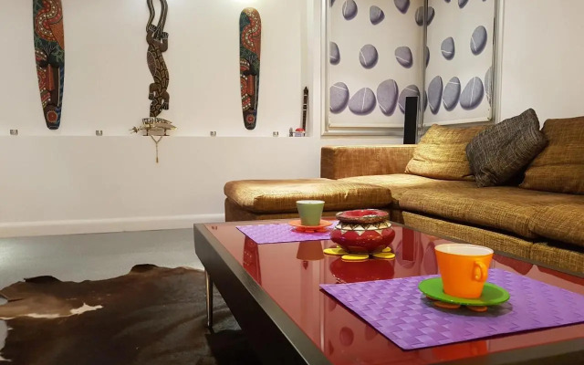 Sylvias art studio apt