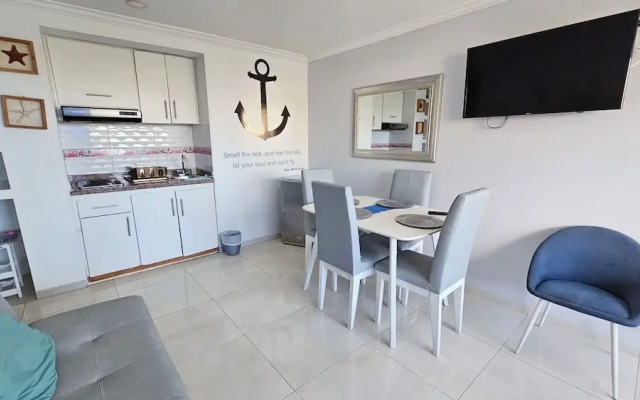 Apartamento En El Laguito By Parceros G