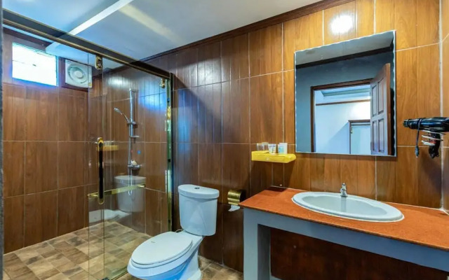 Lisha Grand Hotel