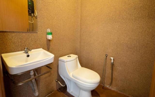 Mary J Hotel Family 10 pax room