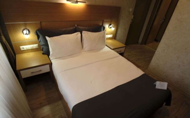 Rhisos Hotel