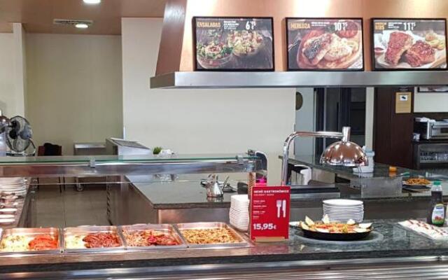Ashotels Monreal Del Campo
