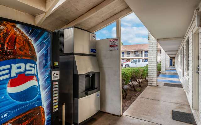 Motel 6 Eloy, AZ - Casa Grande