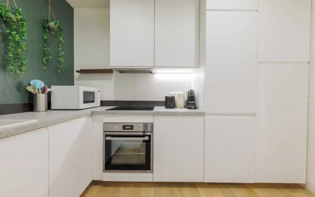 Authentic Studio - 2P - Eiffel Tower