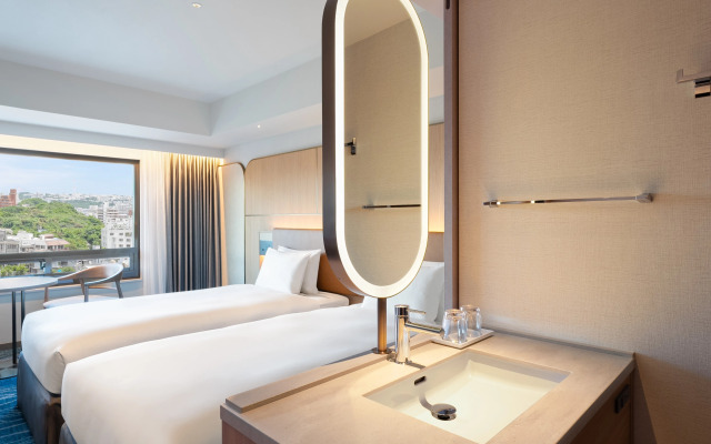 Okinawa Harborview Hotel