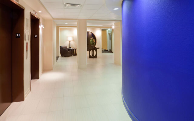 Candlewood Suites DFW South by IHG