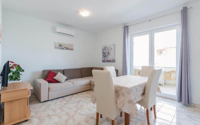 Awesome Home in Povljana With Wifi and 2 Bedrooms