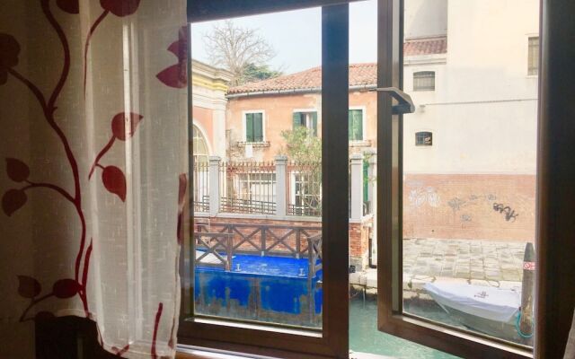 Magic Venice in Love