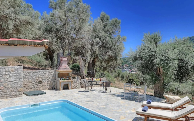 Villa Ledaki