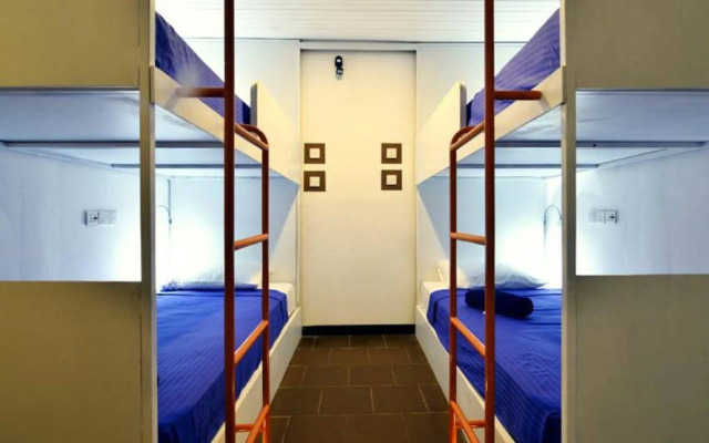 Hangover Hostels at Mirissa