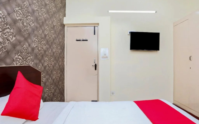 MSR Comforts by OYO Rooms