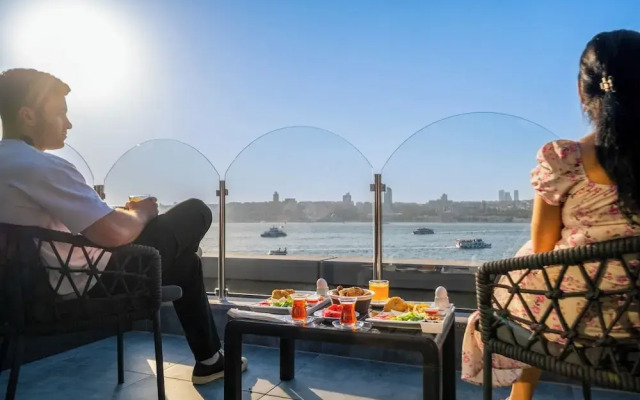 216 Bosphorus