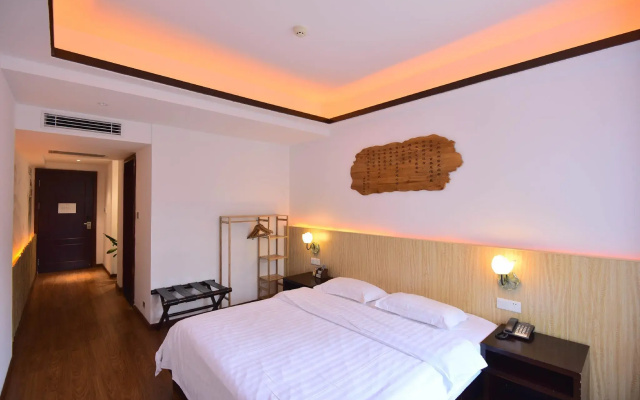 Oriental Hotel