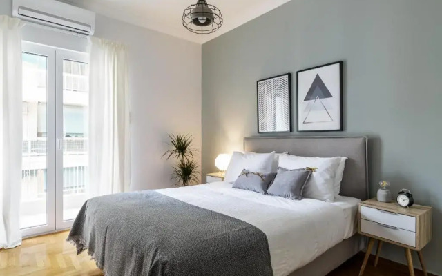 Urban 2BD Apartment in Koukaki by UPSTREET