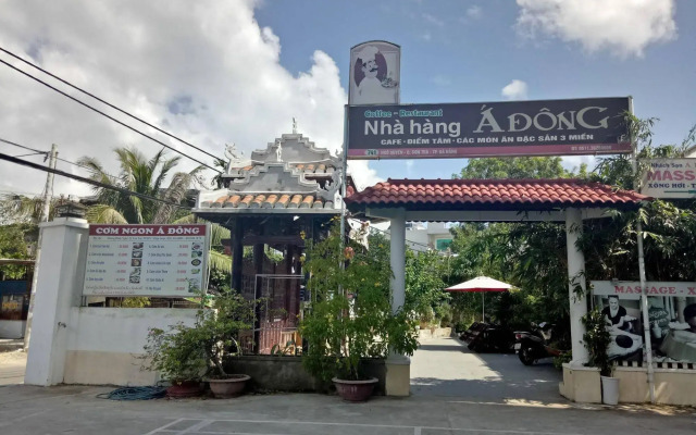 A Dong Hotel