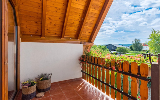 Nice apartment in Cattenstedt with a balcony