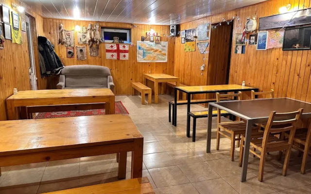 Family Hotel Parnas 2250