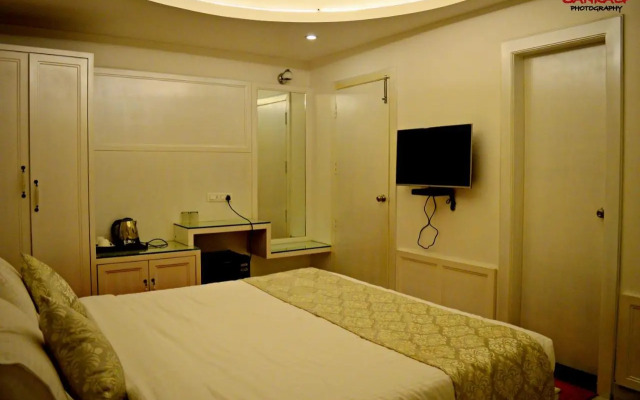 OYO 1711 Hotel Sepoy Grande