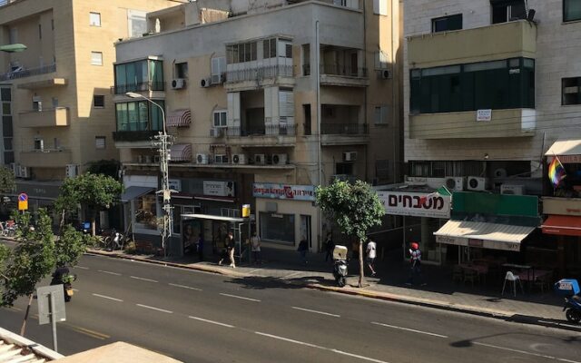 Ben Yehuda Corner