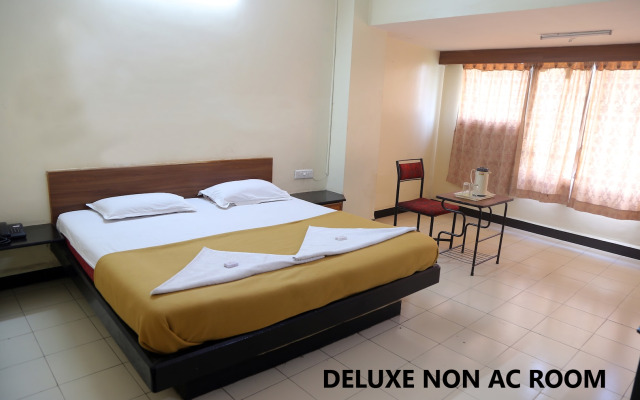 Hotel Grand Ayodhya
