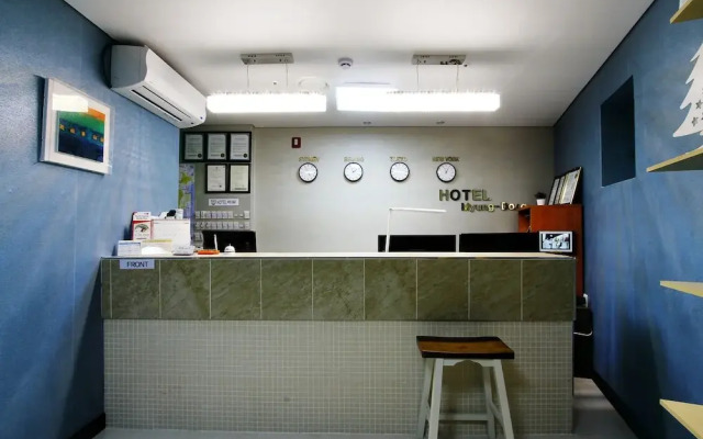 Hotel Myeong-Dong