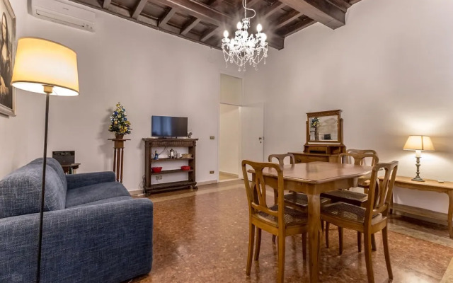 Casa Iside in Rome With 1 Bedrooms and 1 Bathrooms
