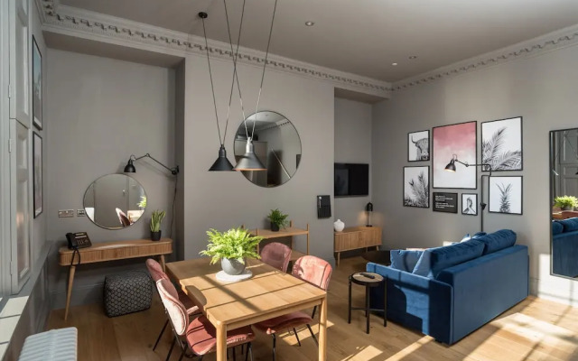 Hiding Space - Trim Street Apartments