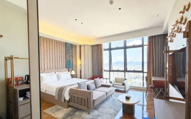 Hainan Zhouyangxing (Sanya Romance Park HT Duty Free)