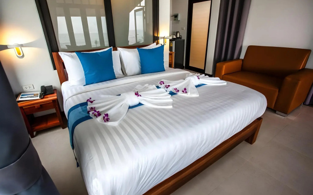 Lanta Corner Resort