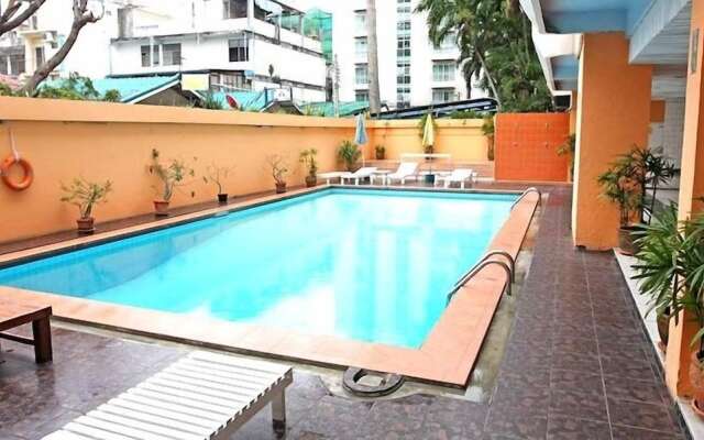 Queen Pattaya Hotel