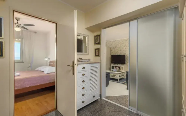 Seaview City Apartment Frida
