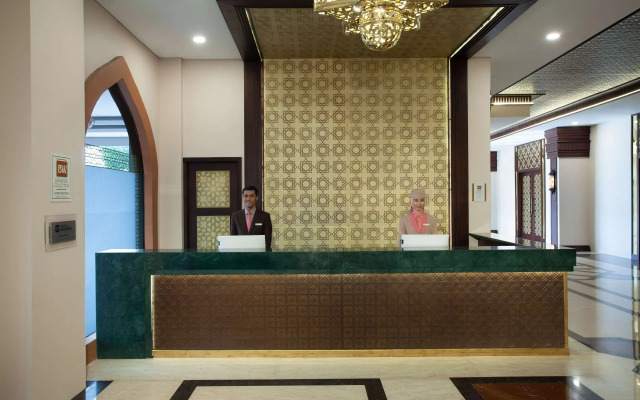 Alhambra Hotel & Convention, Bw Signature Collection