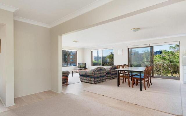 Misthaven, Unit 1/12 Mistral Close