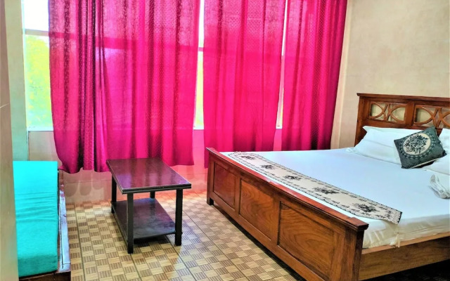 Shamim Residency Near Nizamuddin Dargah