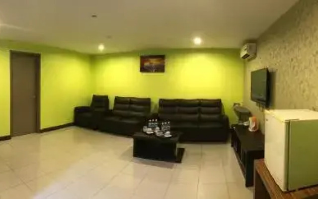 Sarikei Garden Hotel