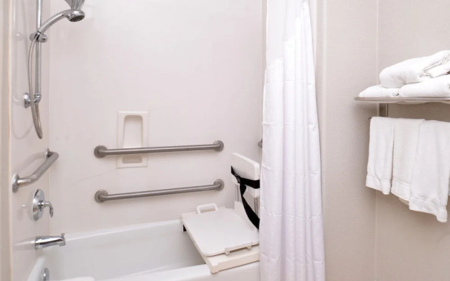 Holiday Inn Express San Antonio South