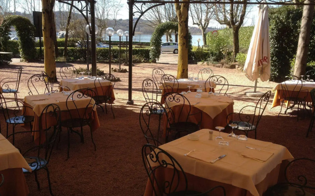 Hotel Ristorante Vecchia Riva