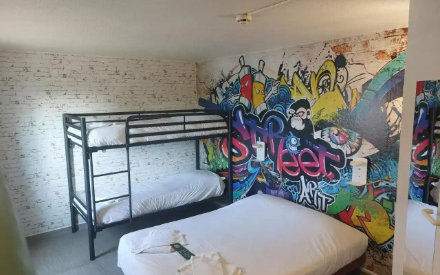 Fasthotel