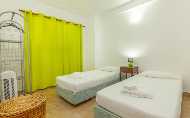 C06 - Porto De Mos 3 Bed Townhouse