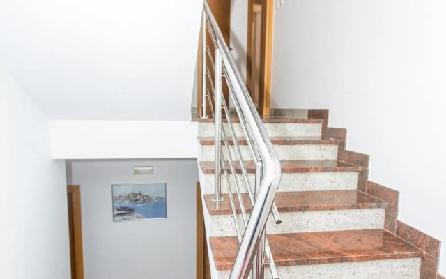 Apartments Villa Dina