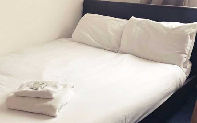Snooze Hotel