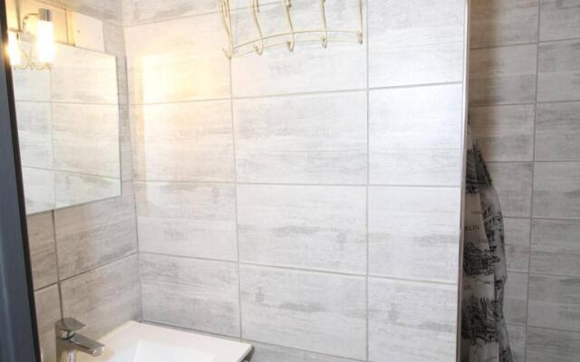 Appartement Balaruc-les-Bains, 1 pièce, 2 personnes - FR-1-553-120