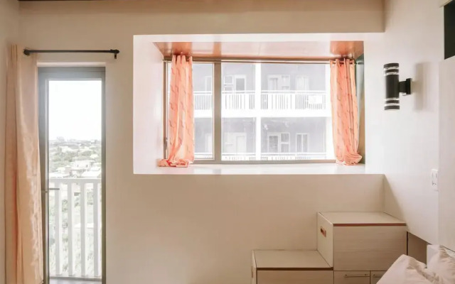 Sleek & Stylish Urban Loft