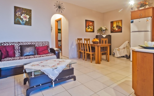 One Bedroom Apartment