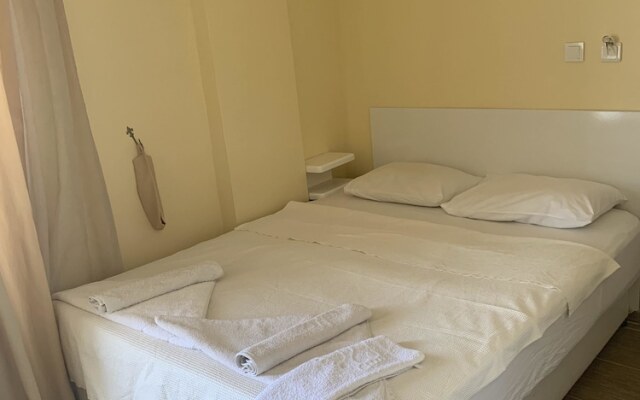 Aladin Hotel