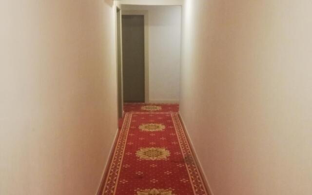 Capital O 90130 Sawadee Hotel