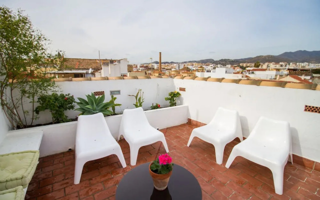 Adorable Apartment Ollerias